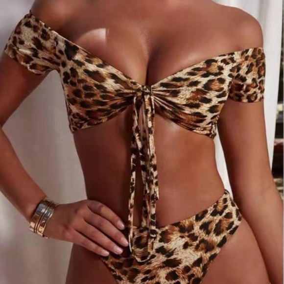 Leopard bikini - Picture 3 of 9